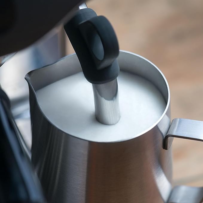 Sage - The Temp Control Milk Jug
